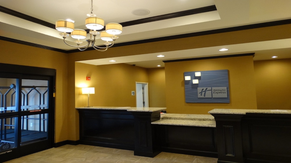 holiday inn express and suites montgomery by ihg
