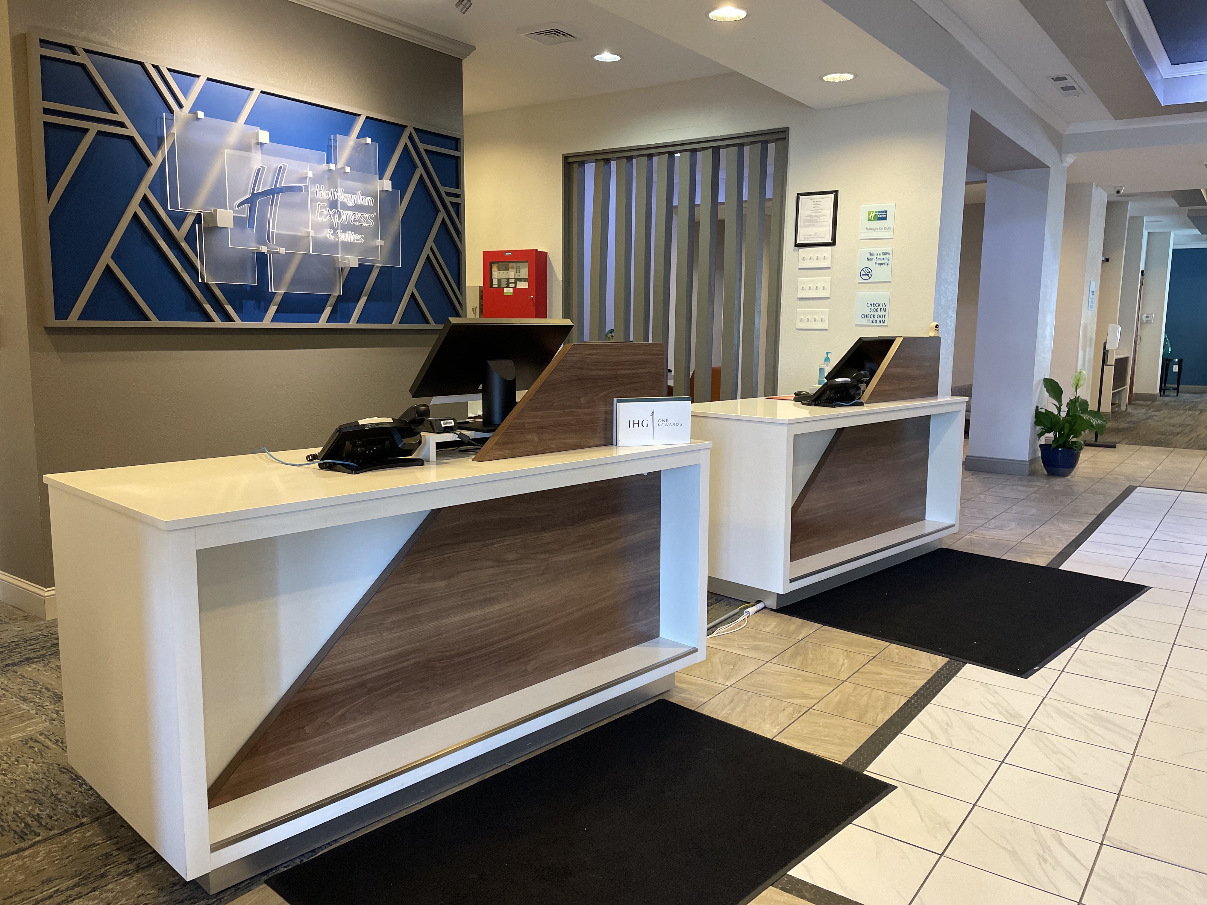 holiday inn express and suites montgomery by ihg