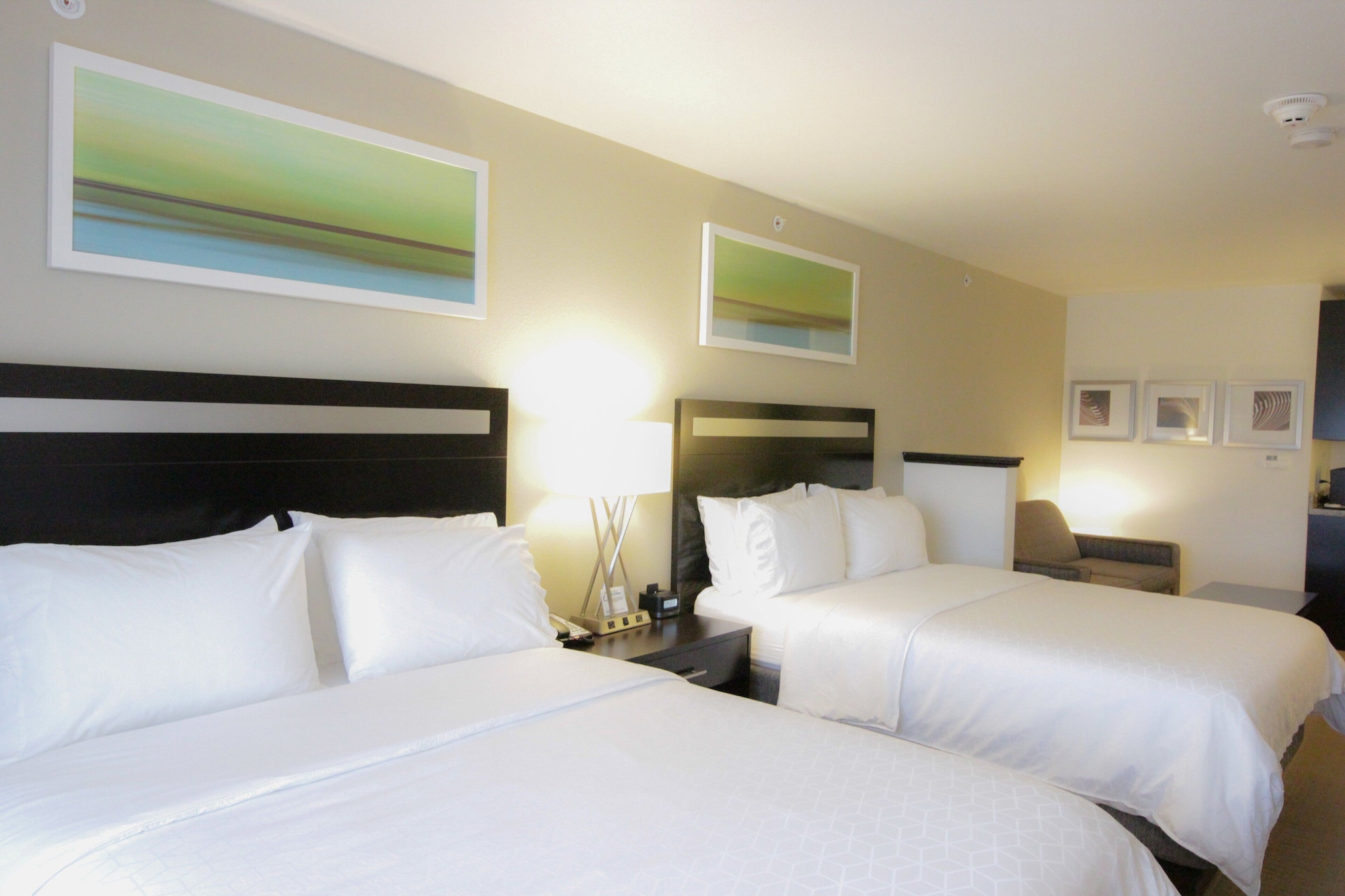 holiday inn express and suites montgomery by ihg