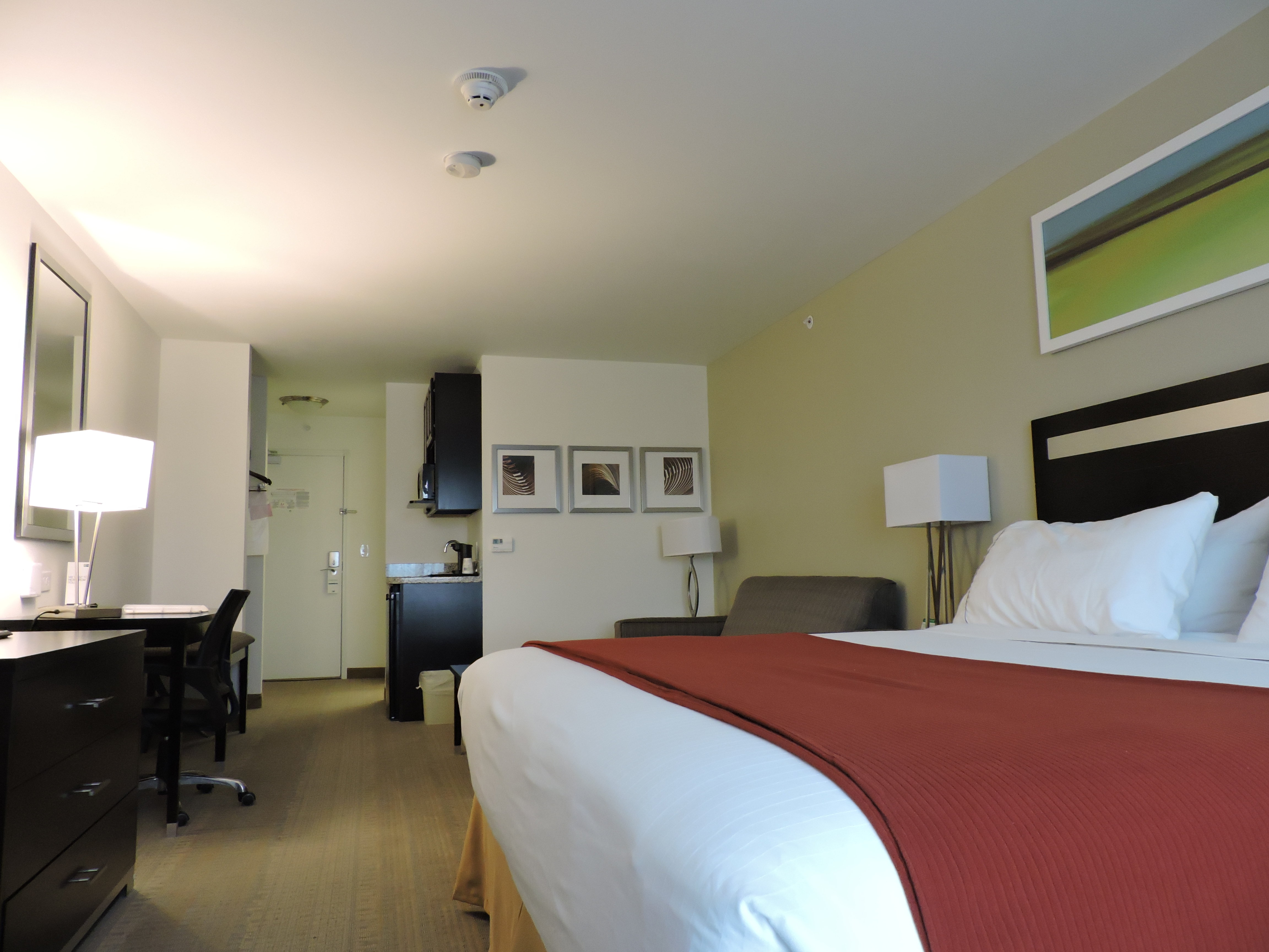 holiday inn express and suites montgomery by ihg