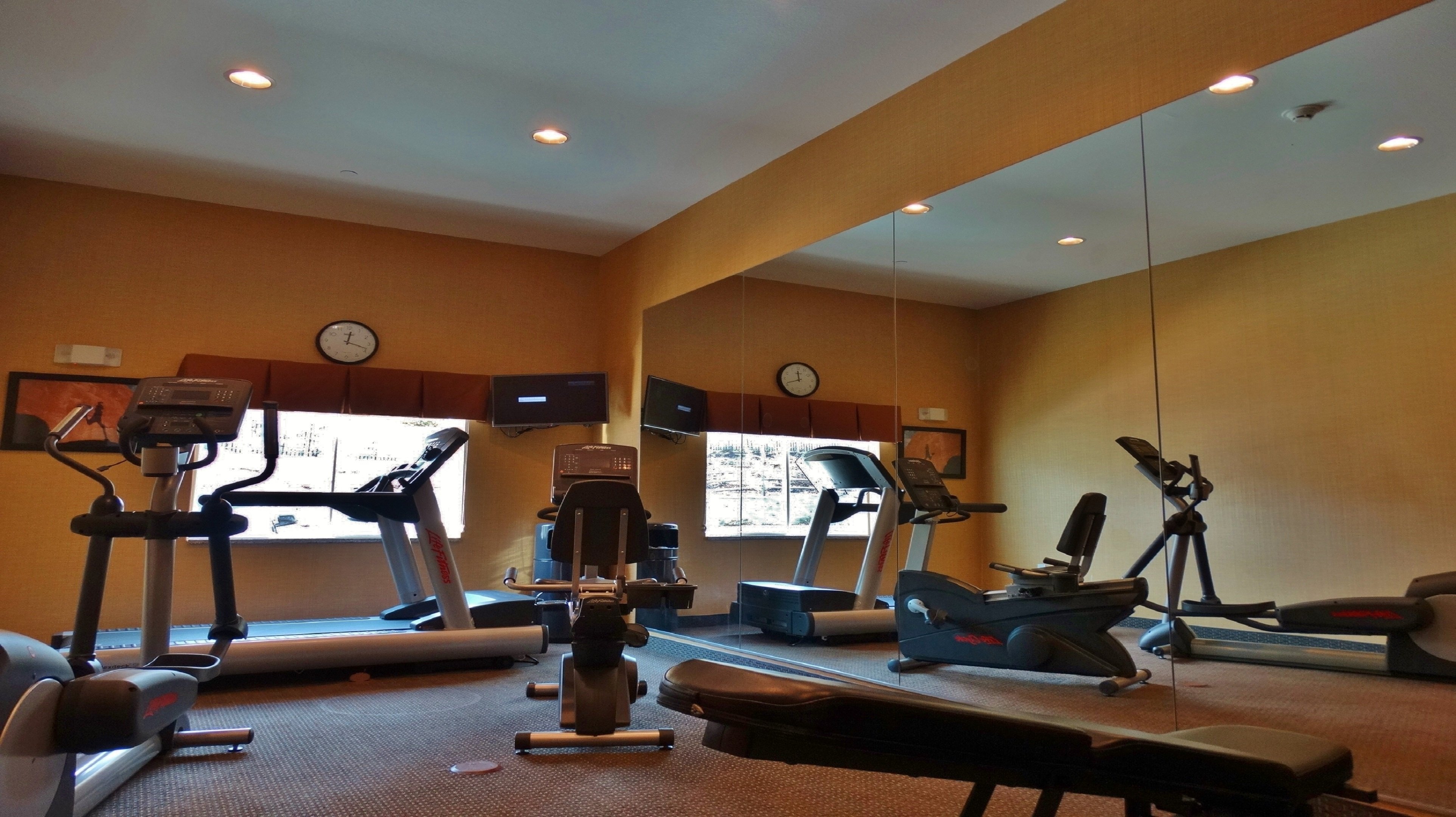 holiday inn express and suites montgomery by ihg