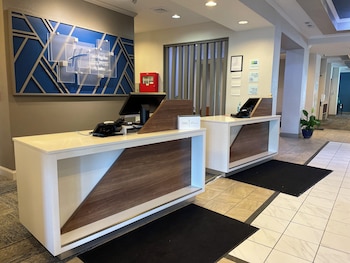 Holiday Inn Express & Suites Montgomery By Ihg,New York>>Montgomery,3 star
