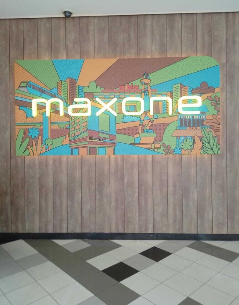 maxonehotels premier melawai