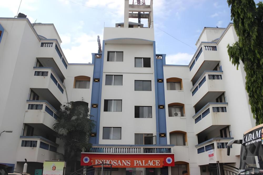 kiara eshosans palace