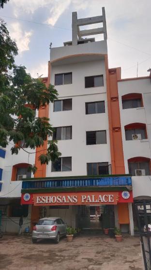 kiara eshosans palace