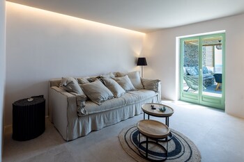 kalma living luxury villas