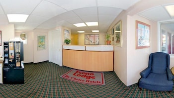 econo lodge franklin