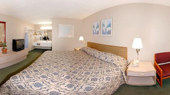 econo lodge franklin