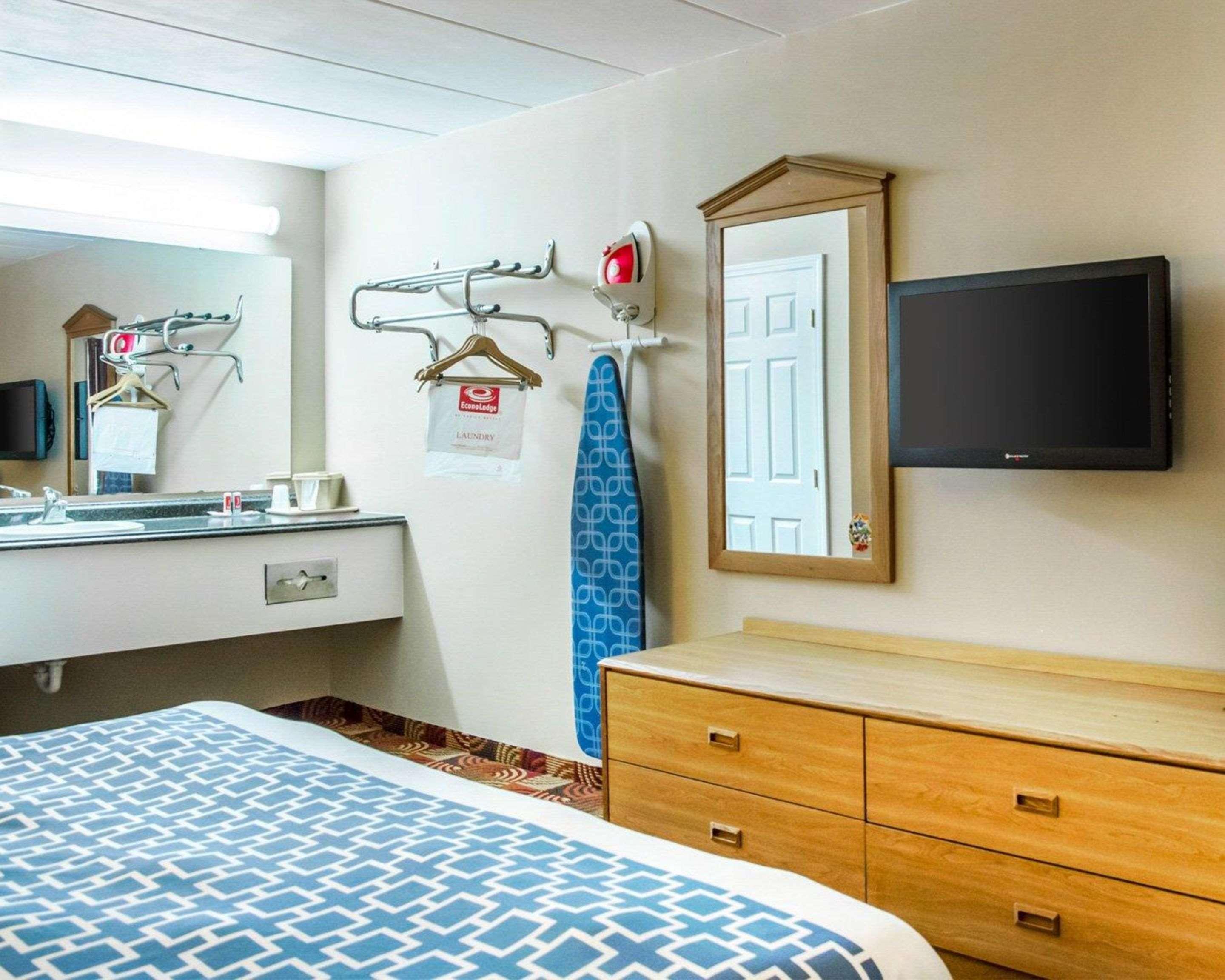 econo lodge franklin