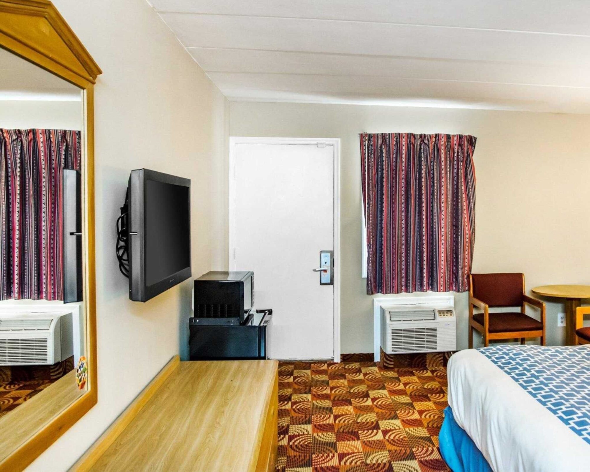 econo lodge franklin