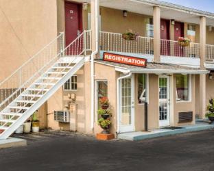 econo lodge franklin