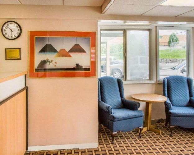 econo lodge franklin