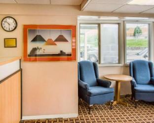 econo lodge franklin