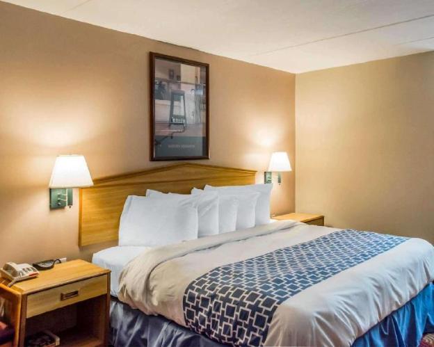 econo lodge franklin