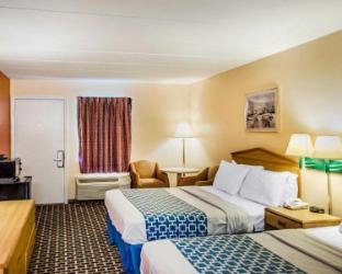 Econo Lodge Franklin,Franklin>>Dayton,2 star