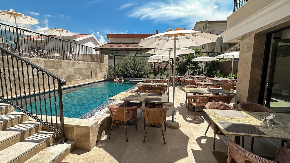 hotel pima budva
