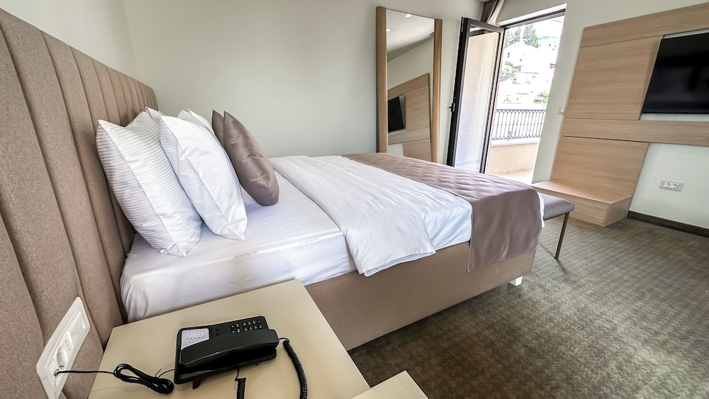 hotel pima budva