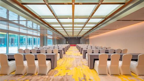 holiday inn changchun oriental plaza an ihg hotel