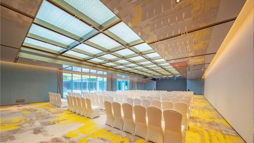 holiday inn changchun oriental plaza an ihg hotel