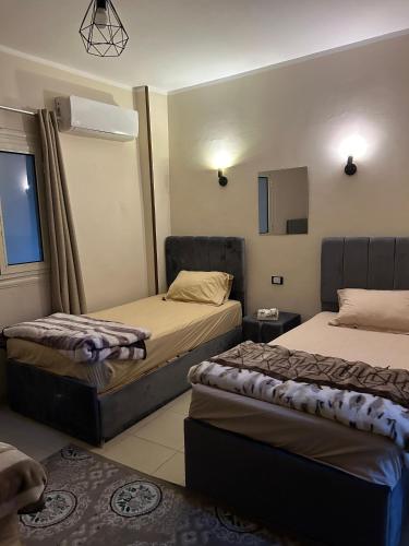 pyramids road guest house