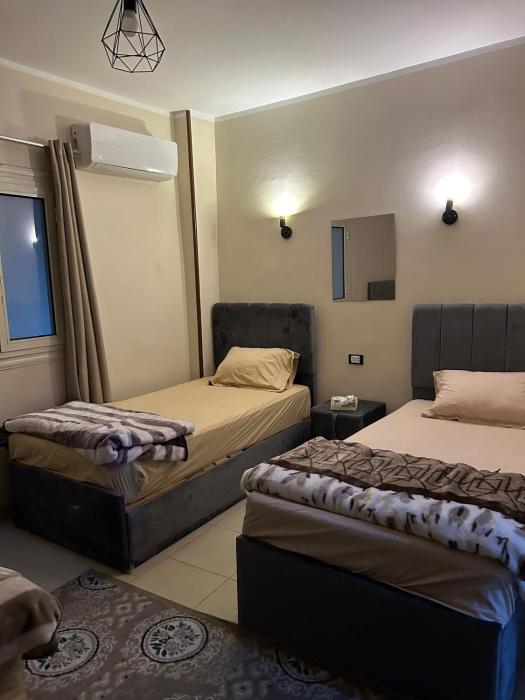 pyramids road guest house