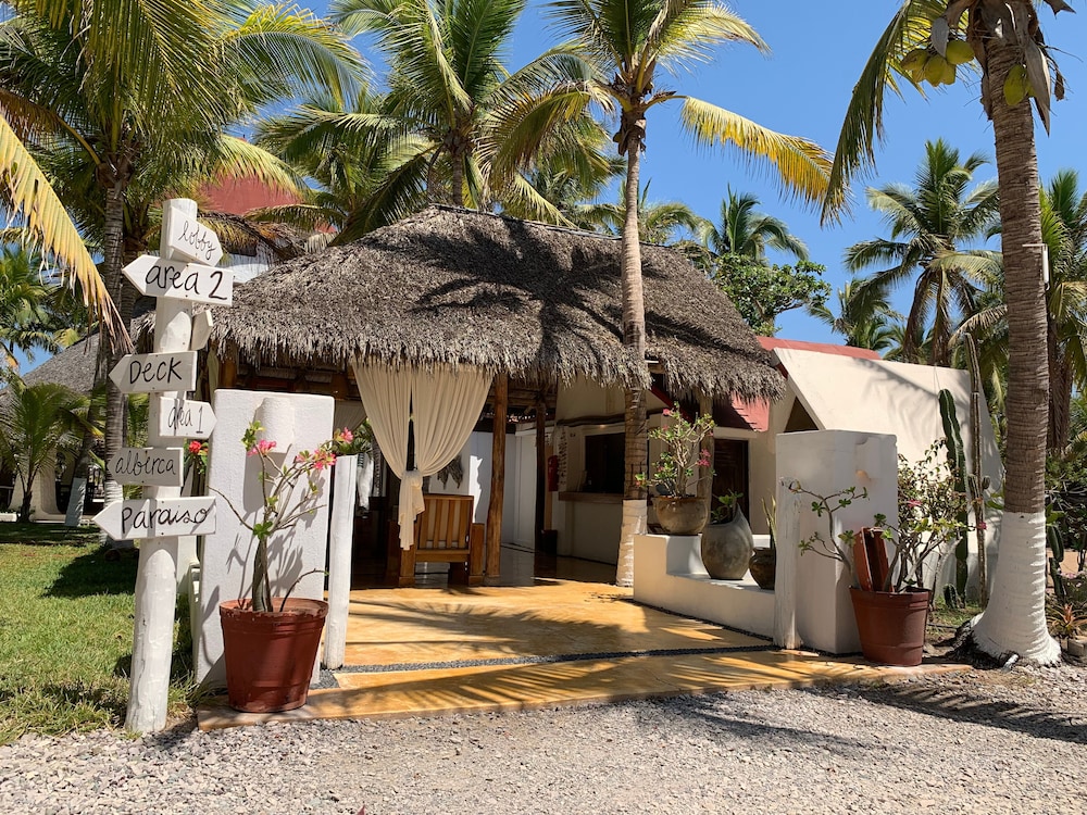 villa polinesia chamela