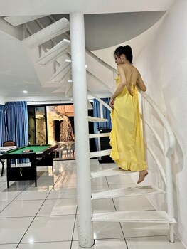 mona lisa pool villa