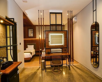 nata azana hotel solo