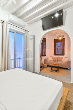 oikia suites mykonos