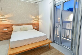 oikia suites mykonos