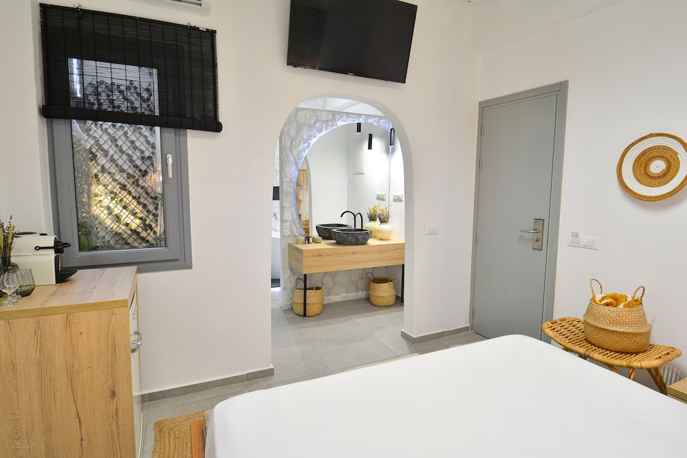 oikia suites mykonos