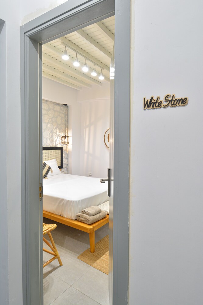 oikia suites mykonos