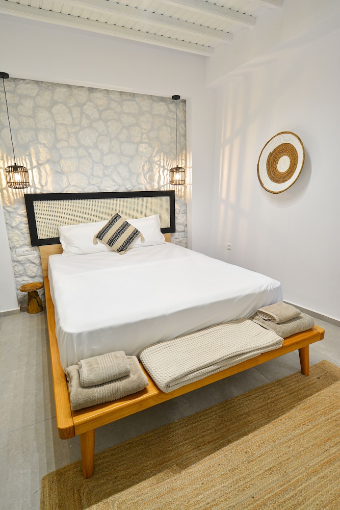 oikia suites mykonos