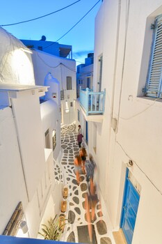 oikia suites mykonos