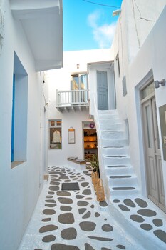 oikia suites mykonos