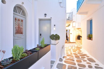 oikia suites mykonos