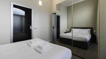 Italianway - Naviglio Pavese 6,Italy>>Milan,0 star