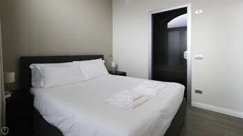 Italianway - Naviglio Pavese 6,Italy>>Milan,0 star