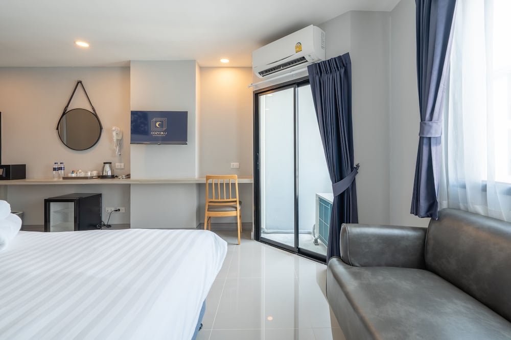 cozy blu suvarnabhumi
