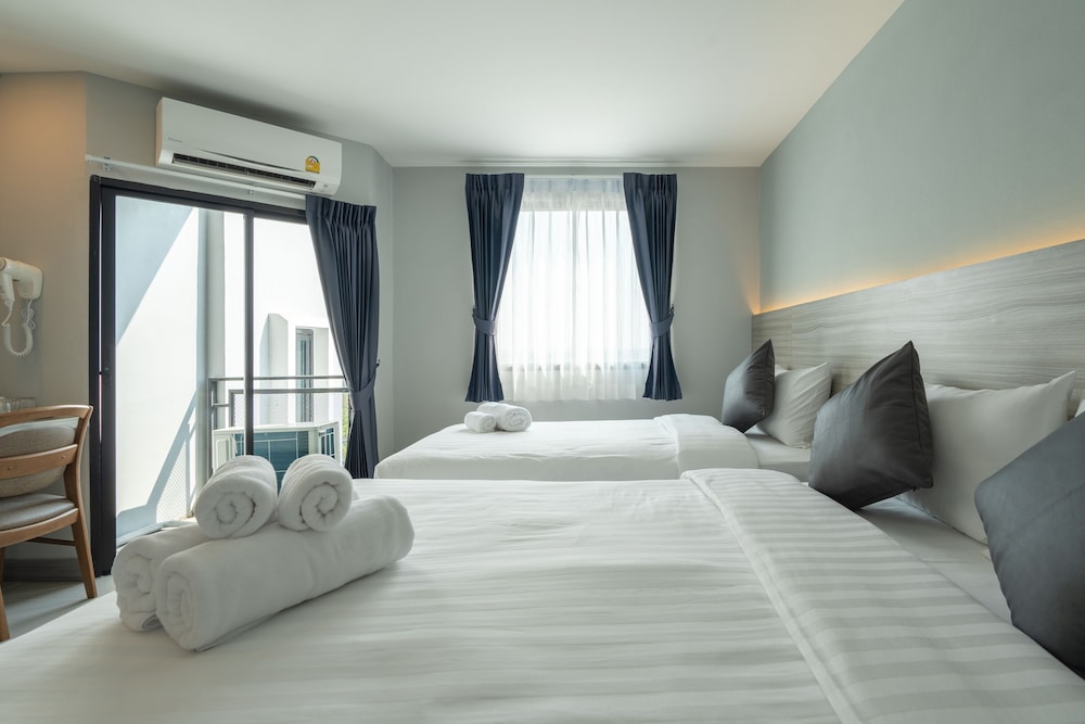 cozy blu suvarnabhumi