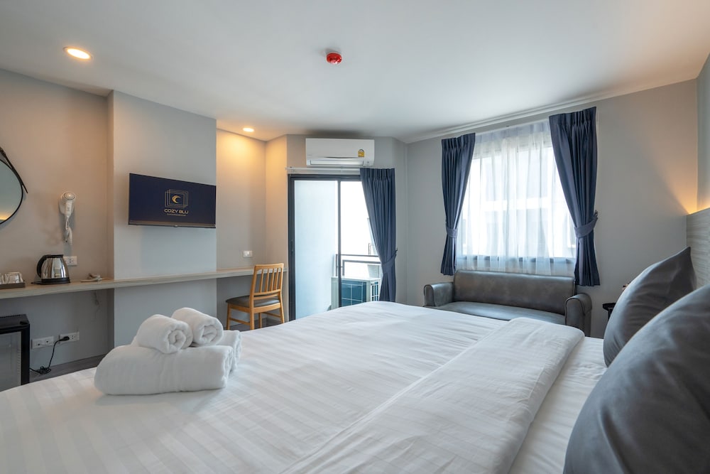 cozy blu suvarnabhumi
