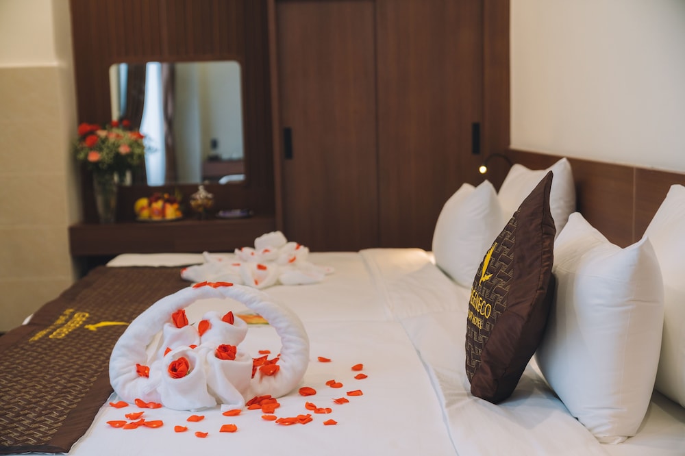 green eco hotel dalat