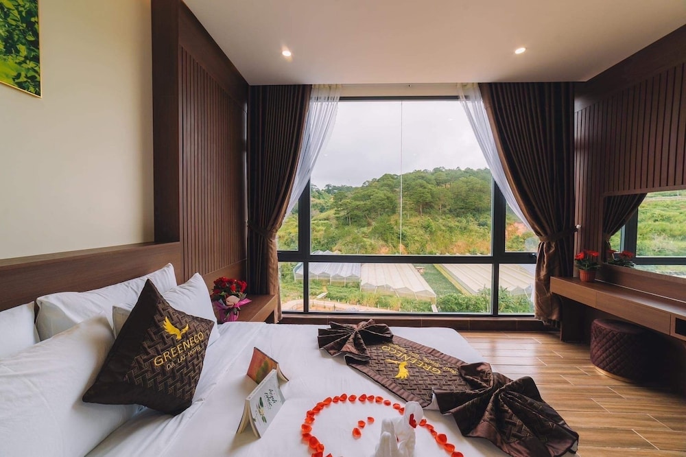 green eco hotel dalat