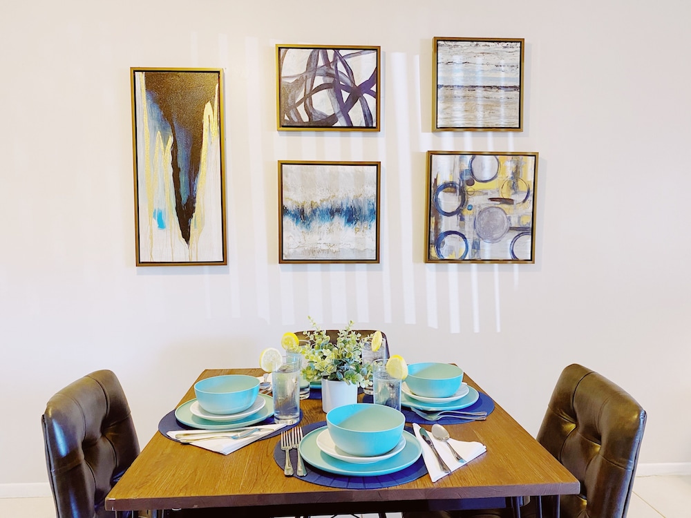 coco palms apartments by lowkl