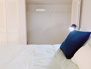 coco palms apartments by lowkl