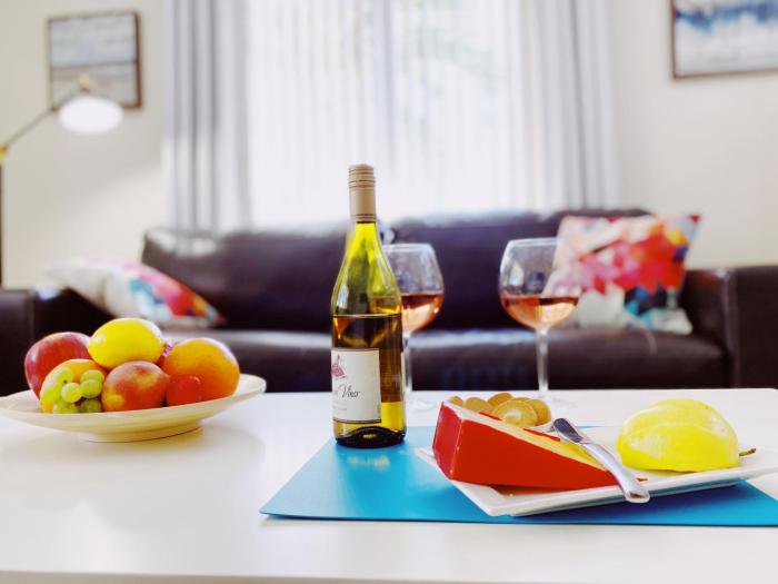 coco palms apartments by lowkl