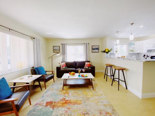 coco palms apartments by lowkl