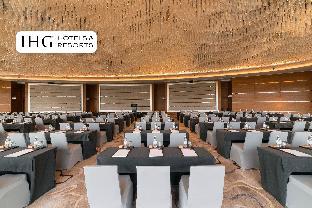 crowne plaza macau by ihg