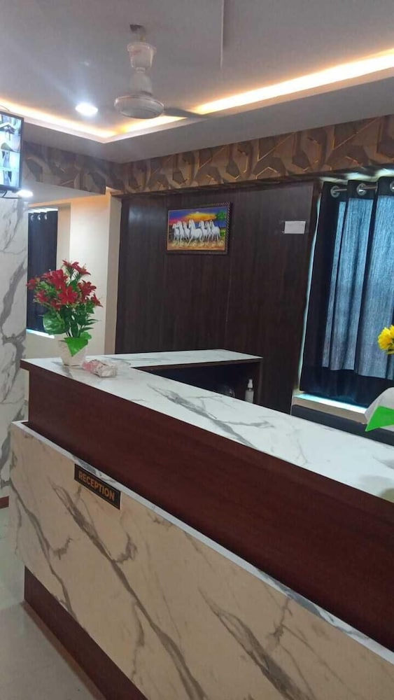 hotel dreamland chandkheda