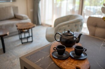 beach walk luxury suites